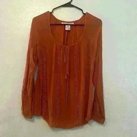 American Rag Tops - American Rag - Women’s XS - Loose Fit Lace Long Sleeve Top